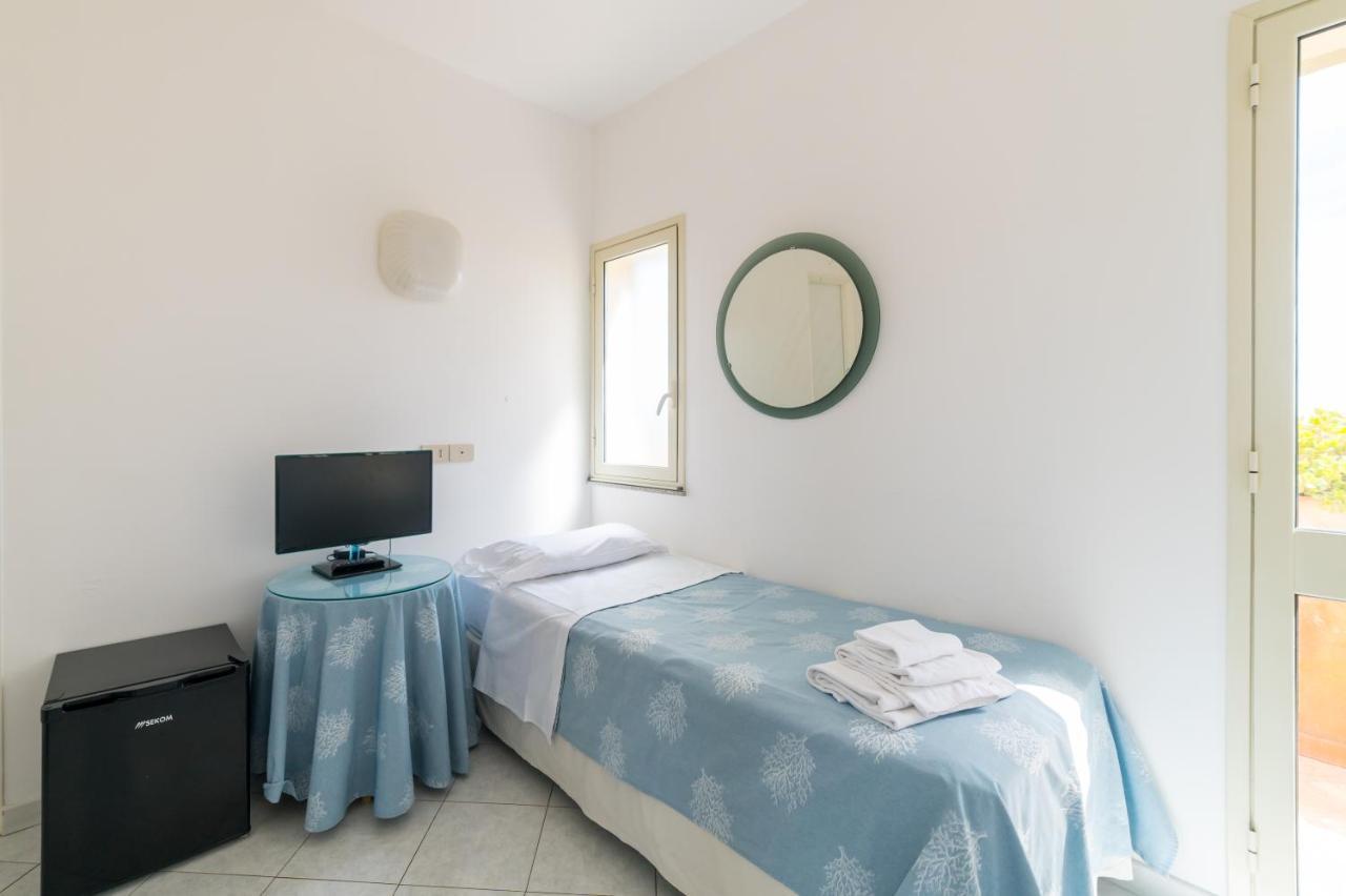 Hotel Villino Gallodoro 2*